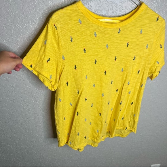 Old Navy Yellow Cactus Shirt - Picture 3 of 5